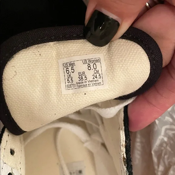 Vans Leopard Print Old Skool Shoes - Picture 3 of 7